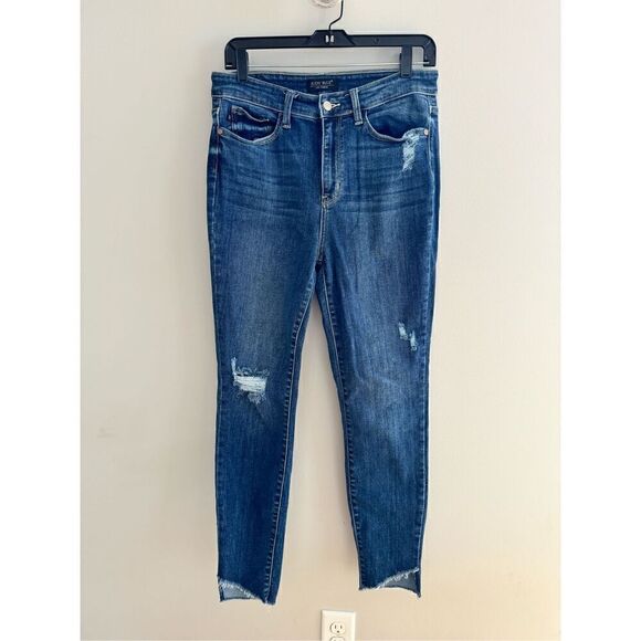 Judy Blue Skinny Fit Amelia High Rise Distressed Slanted Fray Raw Hem Jeans 9 /2 - Picture 3 of 10